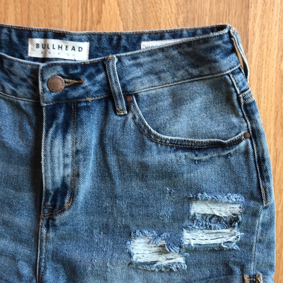 High-rise jean shorts - Picture 3 of 4